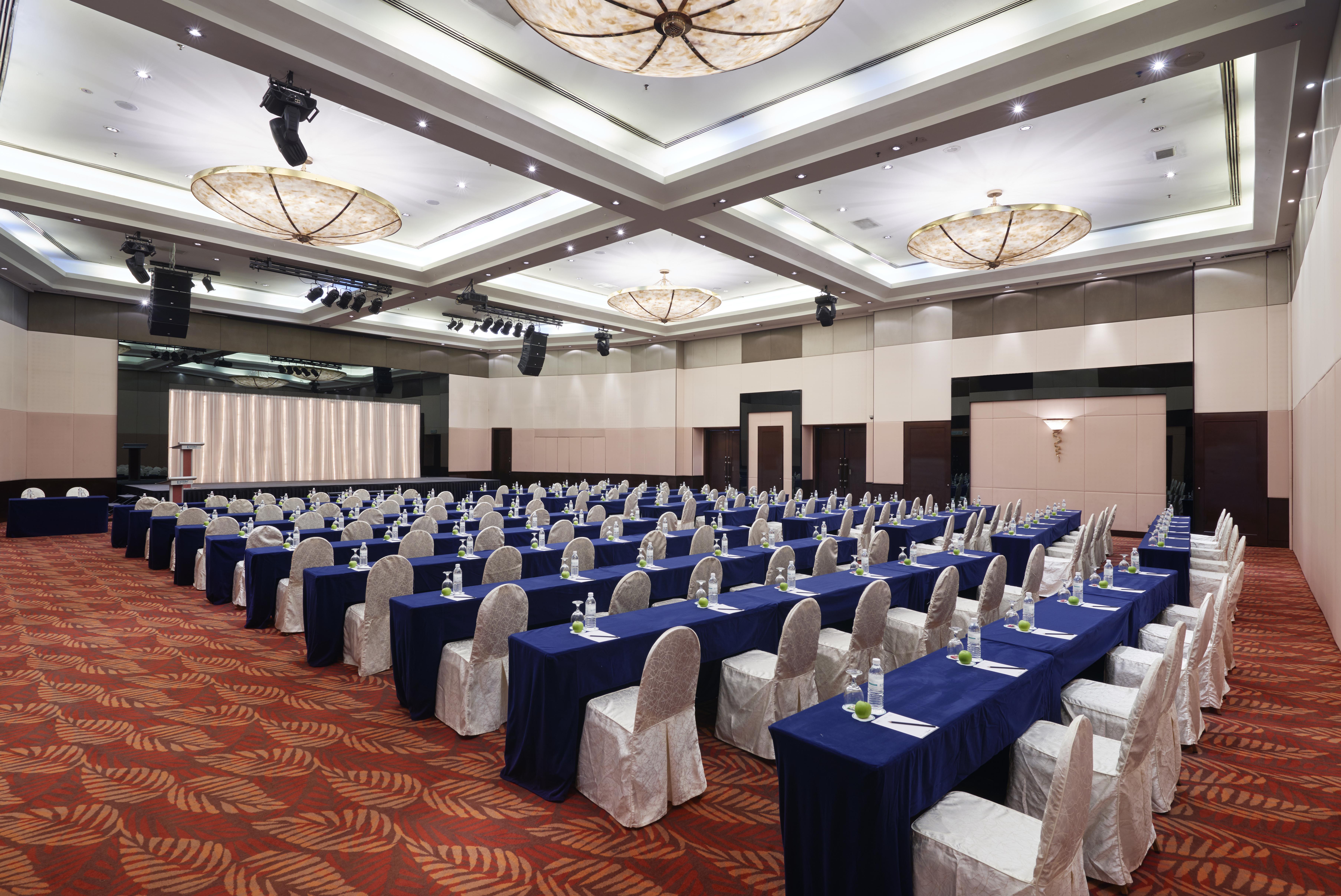 Eastin Hotel Kuala Lumpur Petaling Jaya Dış mekan fotoğraf The Grand Ballroom