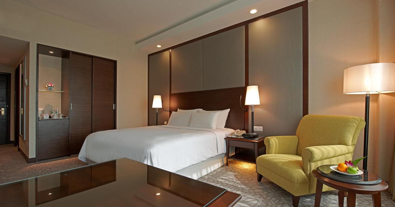 Eastin Hotel Kuala Lumpur Petaling Jaya Dış mekan fotoğraf Deluxe Room