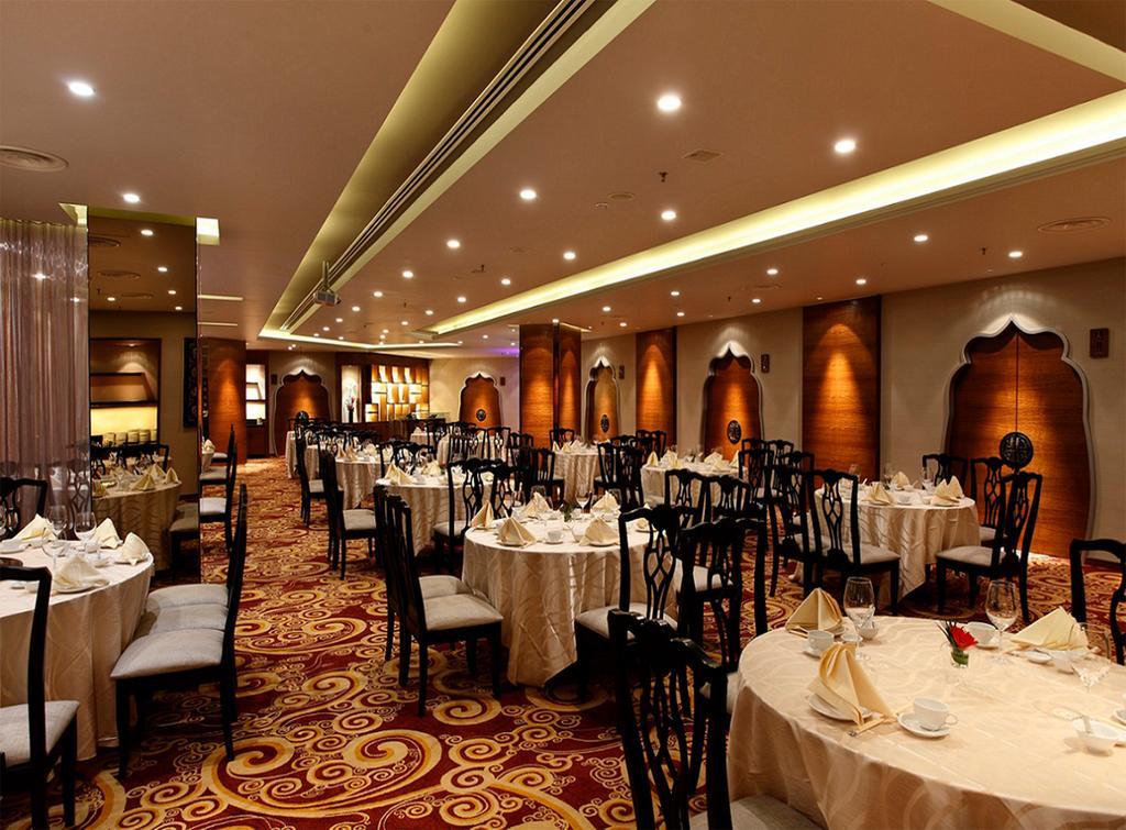 Eastin Hotel Kuala Lumpur Petaling Jaya Dış mekan fotoğraf The interior of the restaurant